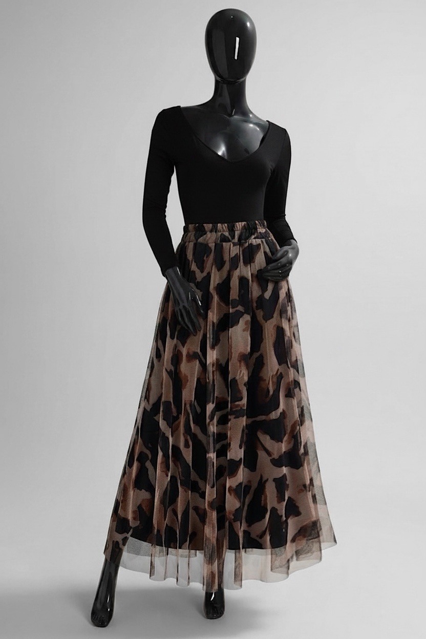 Grossiste Elle Style - Jupe ARIANA en tulle très fluide avec doublure en viscose.