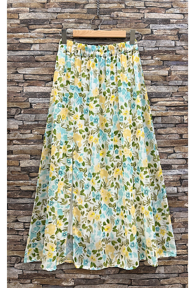 Wholesaler Elle Style - LATINA skirt with front slit, very fluid, completely lined in viscose.