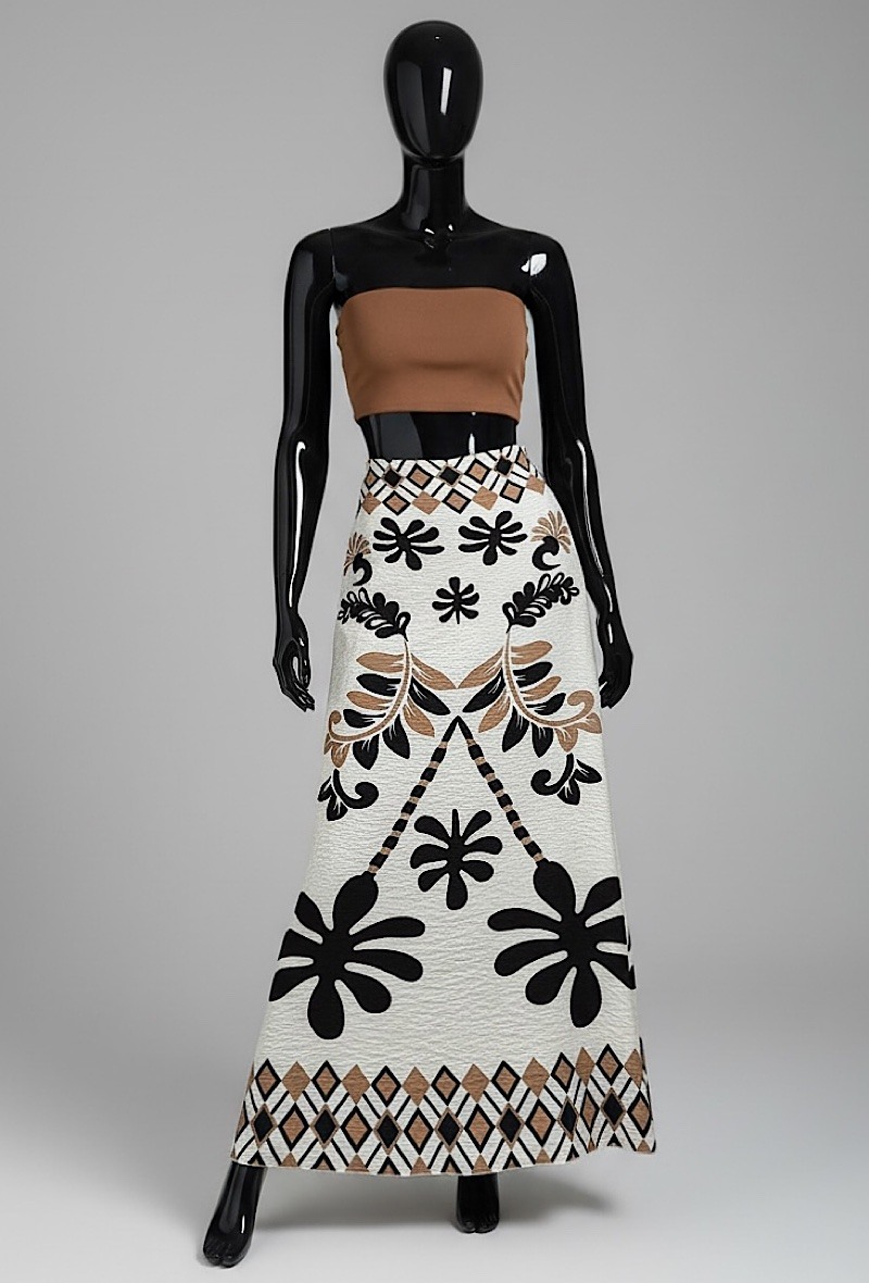 Grossiste Elle Style - Jupe LATINO en viscose fluide avec imprimé et élastique au dos. BOHEME CHIC et TENDANCE.