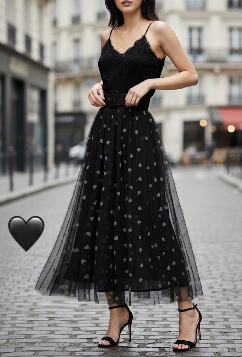 Grossista Elle Style - Gonna ARIANA in tulle molto fluido con fodera in viscosa.