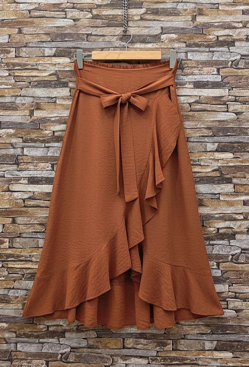 Wholesaler Elle Style - TALIA skirt in ultra-flowy viscose with an elastic waistband. BOHEMIAN CHIC and TRENDY.