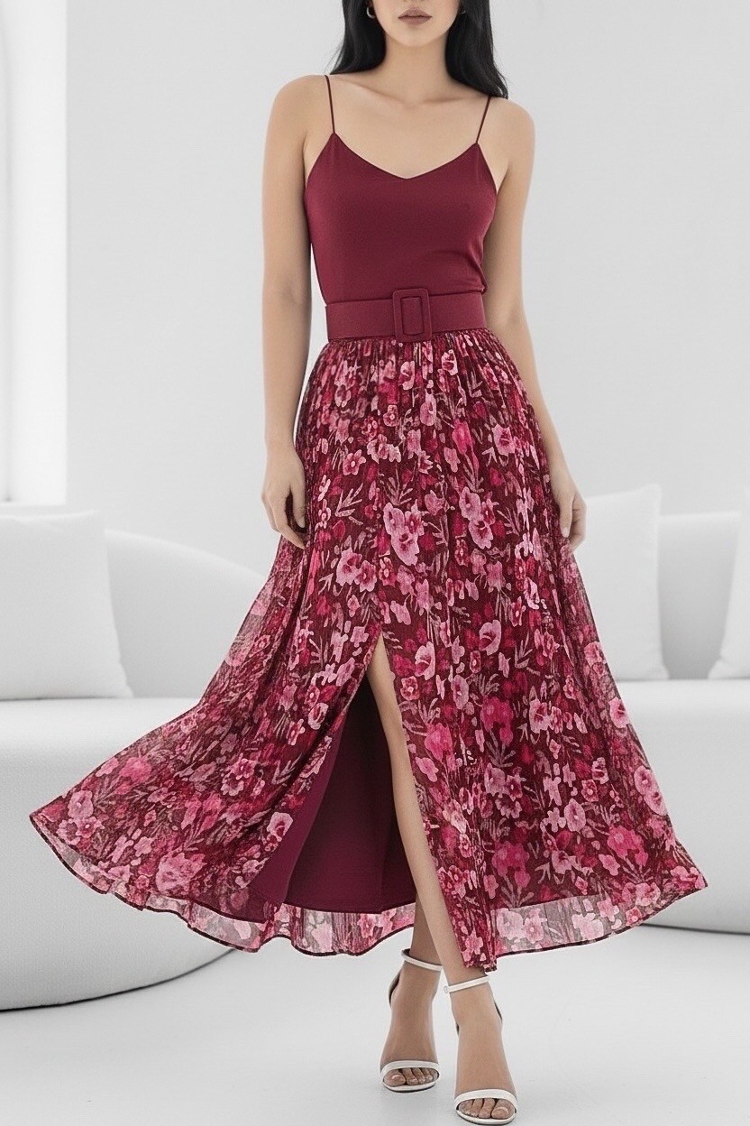 Grossiste Elle Style - Jupe LATINA avec fente avant, très fluide, doubler complètement en viscose.