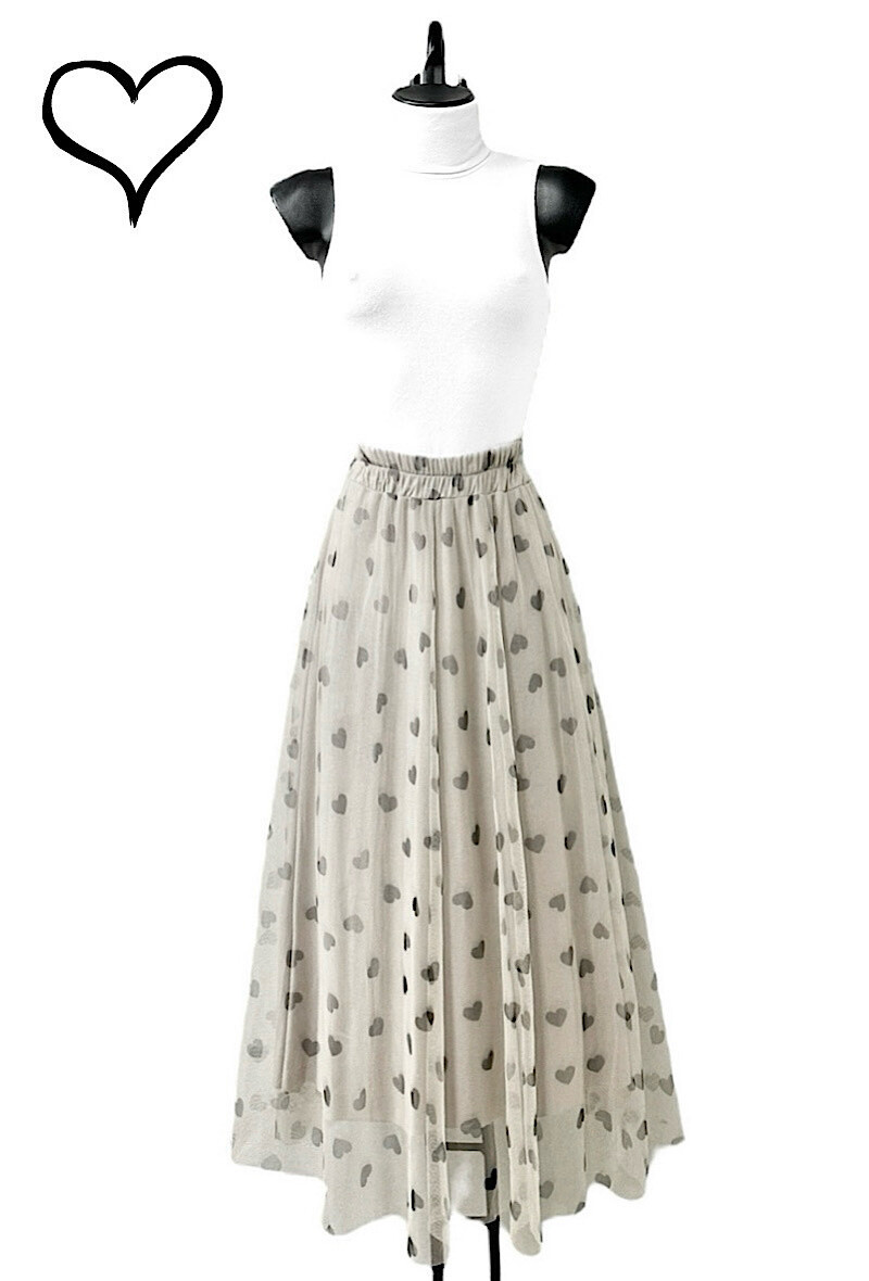 Wholesaler Elle Style - ARIANA skirt in very fluid tulle with viscose lining.