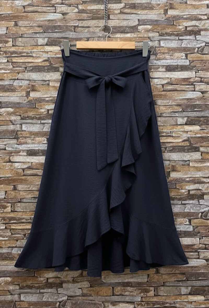 Wholesaler Elle Style - TALIA skirt in ultra-flowy viscose with an elastic waistband. BOHEMIAN CHIC and TRENDY.