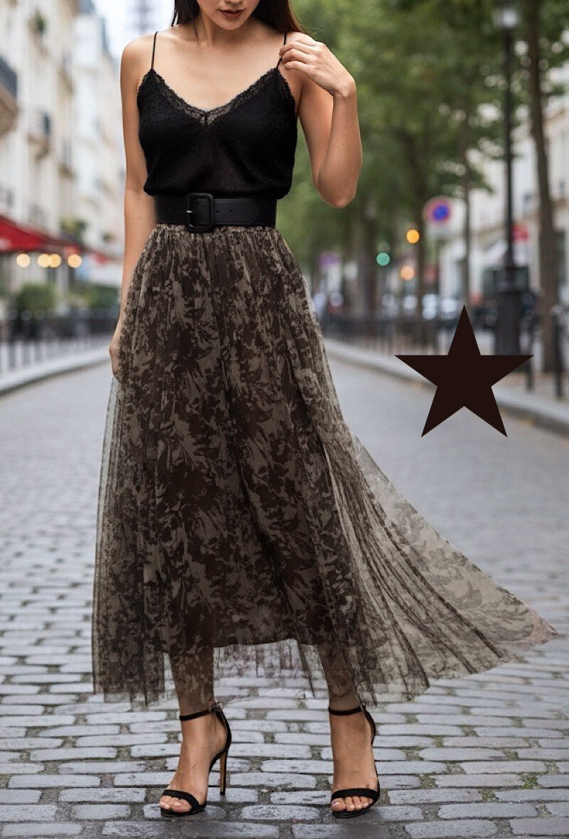 Grossista Elle Style - Gonna ARIANA in tulle molto fluido con fodera in viscosa.
