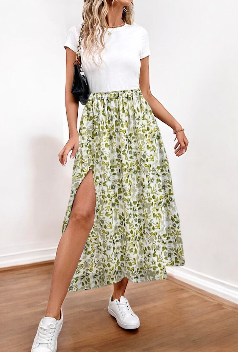 Grossiste Elle Style - Jupe LATINA avec fente avant, très fluide, doubler complètement en viscose.