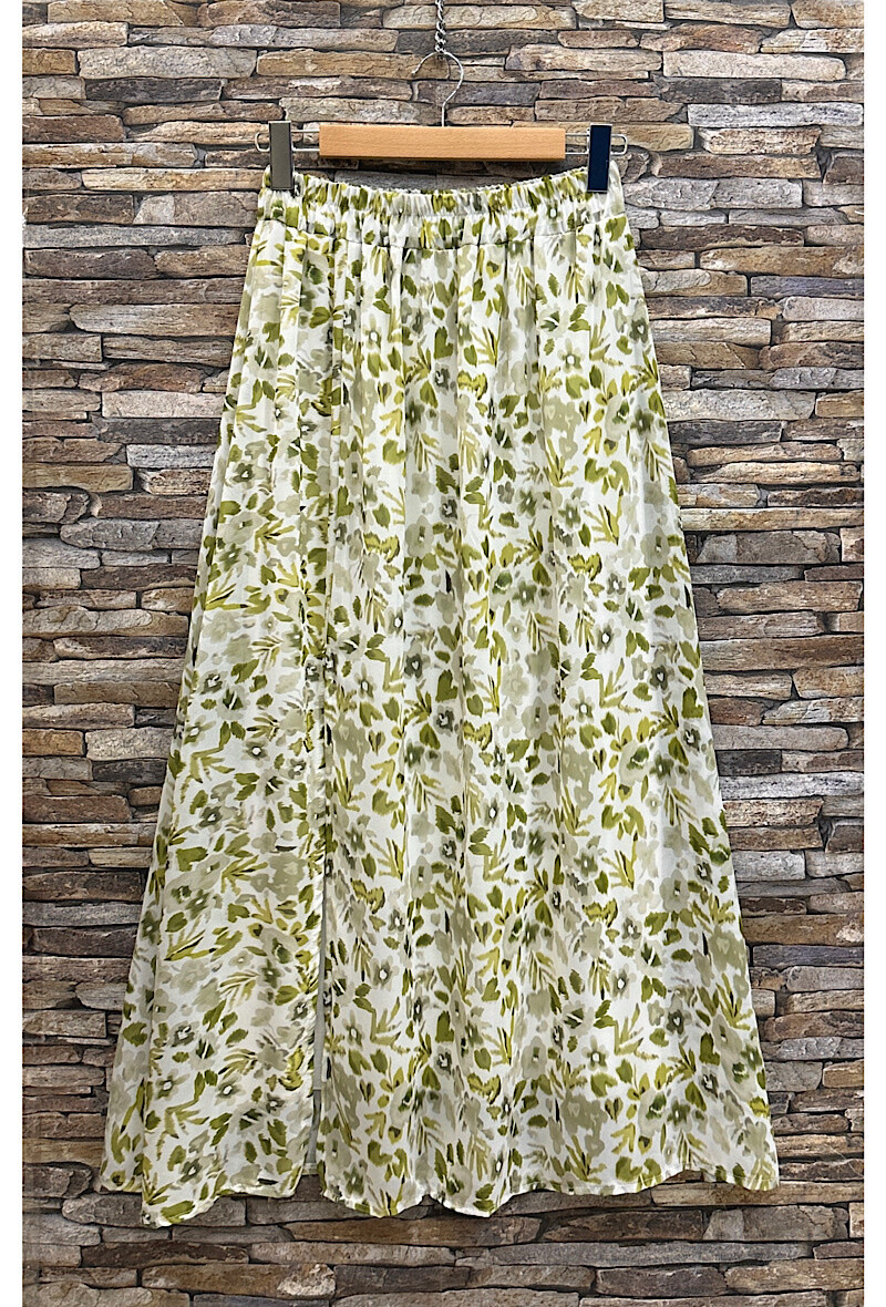 Wholesaler Elle Style - LATINA skirt with front slit, very fluid, completely lined in viscose.