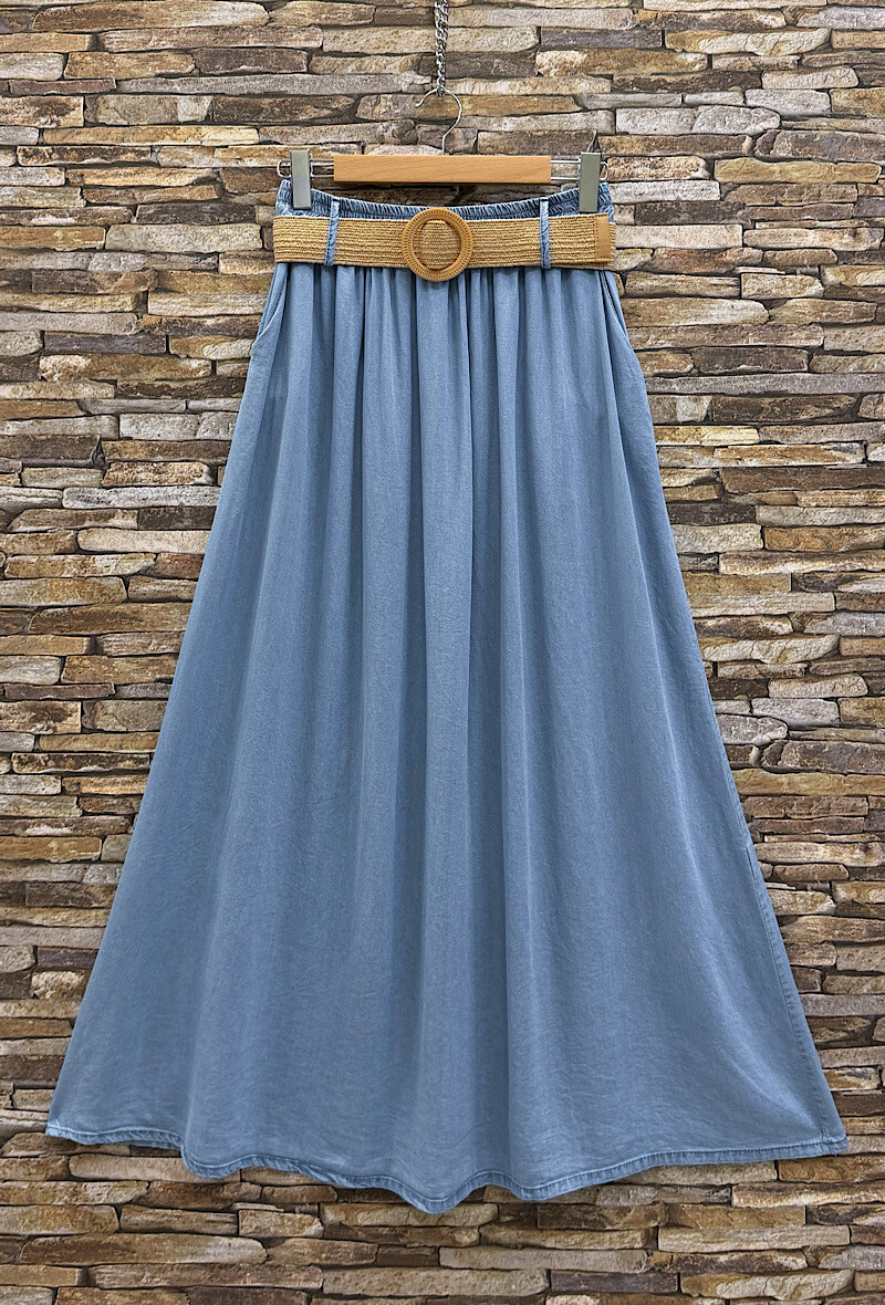Grossista Elle Style - Gonna LAURENCE molto fluida in denim in TESSUTO LYOCELL con cintura e tasche anteriori