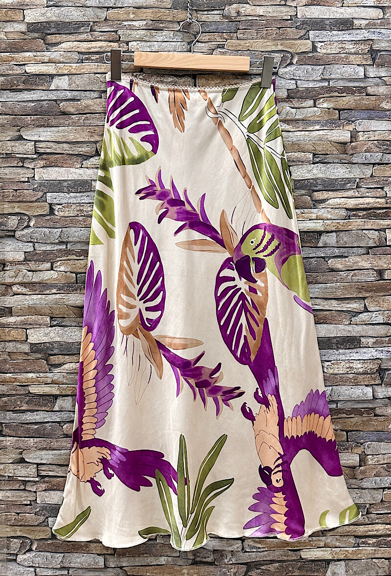 Wholesaler Elle Style - MONIE skirt printed in silk-effect satin viscose with lace trim