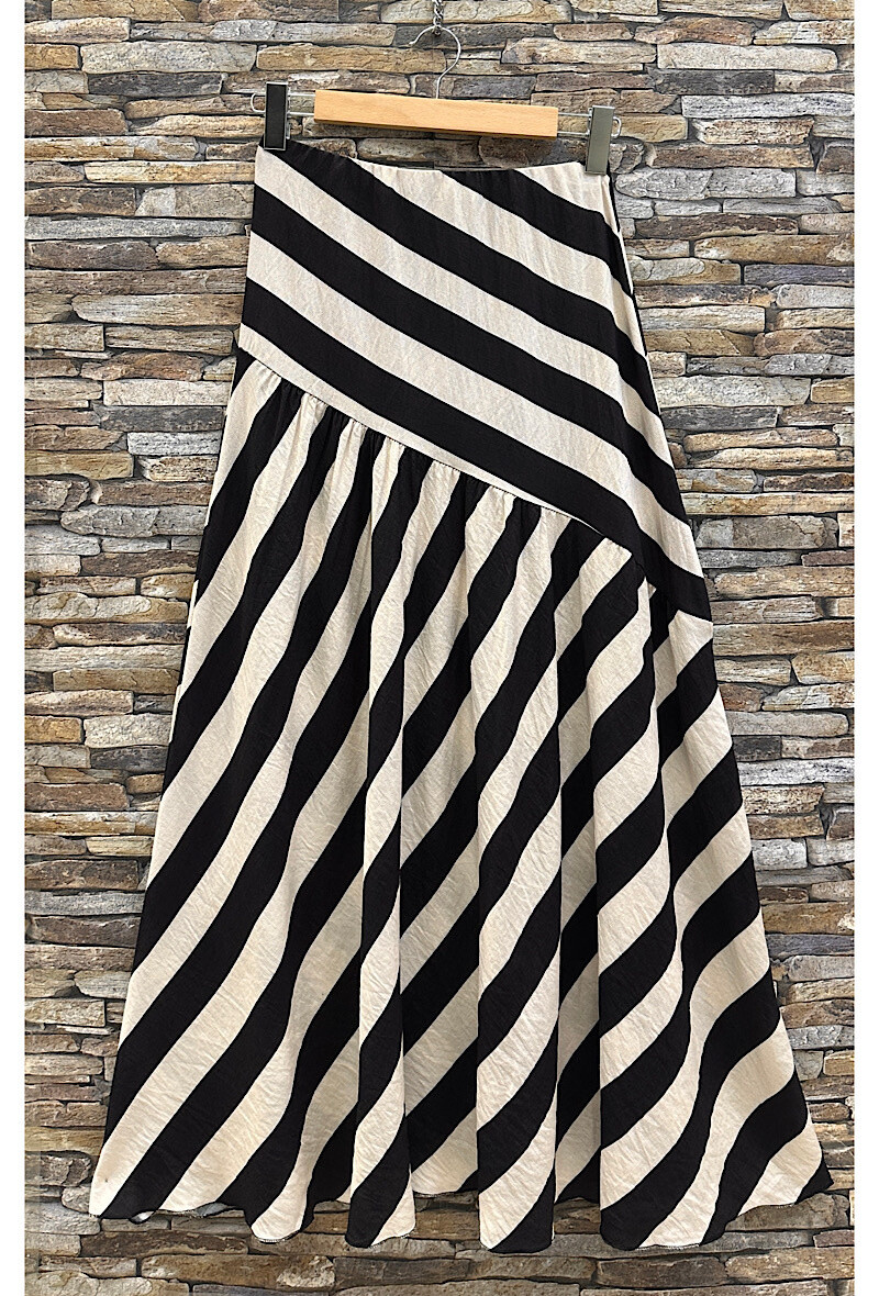 Wholesaler Elle Style - SHEER striped viscose linen effect skirt.
