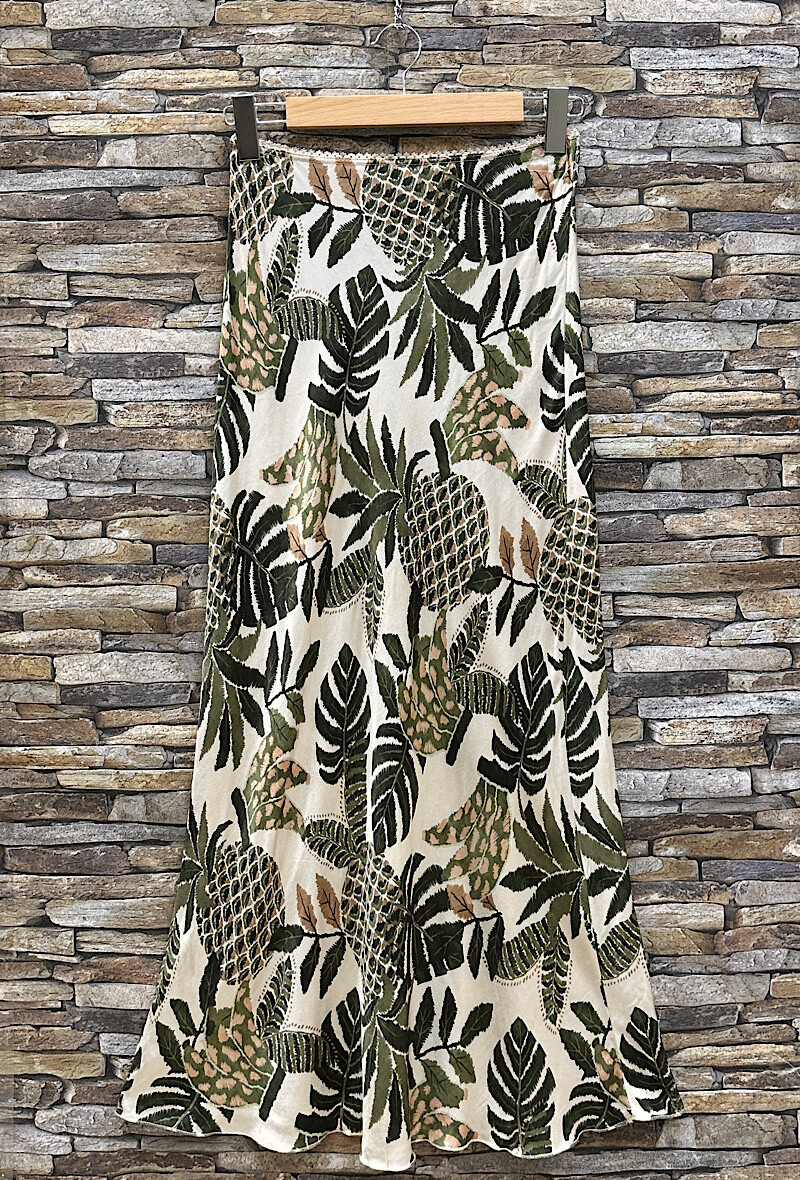 Wholesaler Elle Style - MONIE skirt printed in silk-effect satin viscose with lace trim