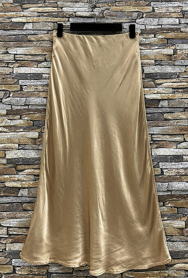 Wholesaler Elle Style - OCTAVE skirt, fluid and romantic, satin silk effect, in very silky viscose