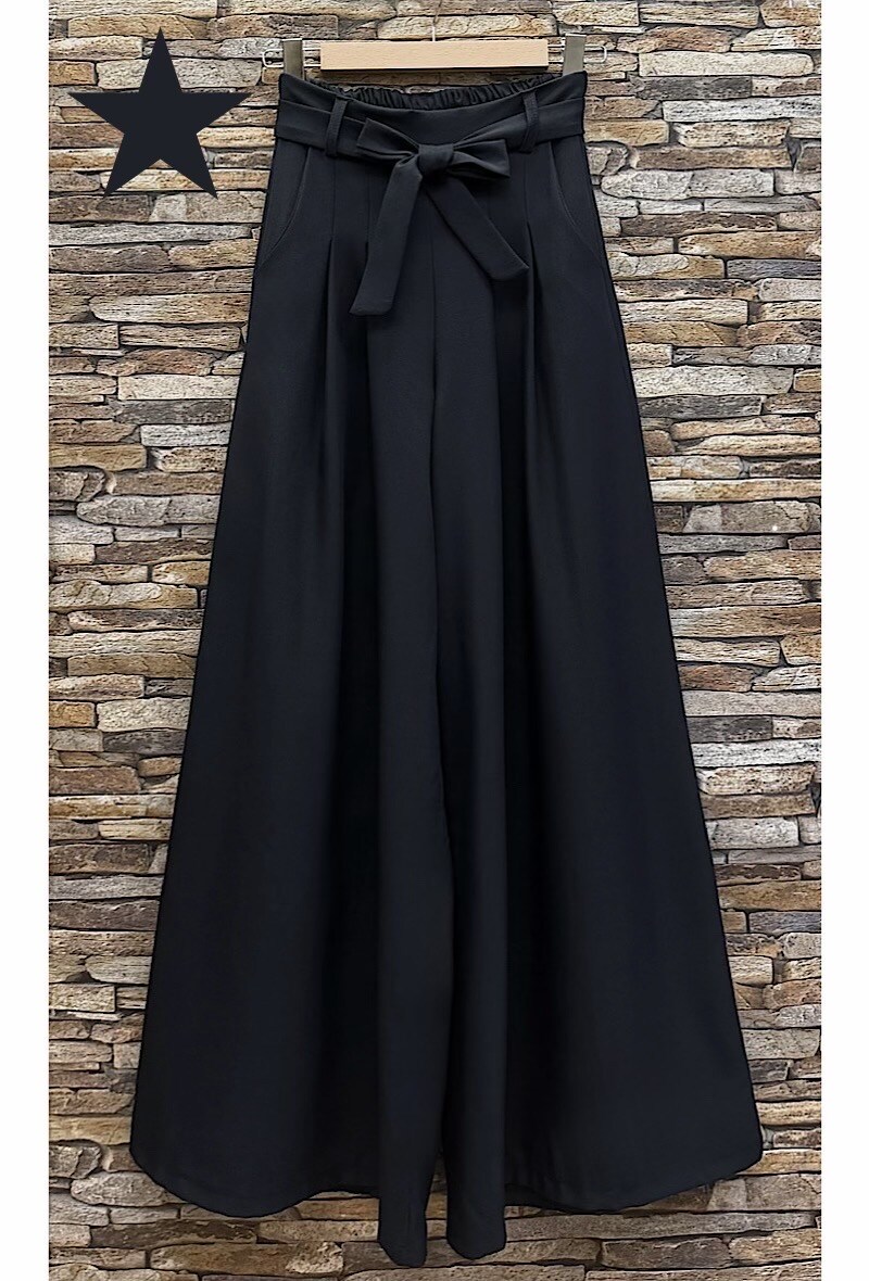 Grossista Elle Style - Pantaloni classici TESSA a gamba larga con elastico in vita. Elegante e alla moda con questo