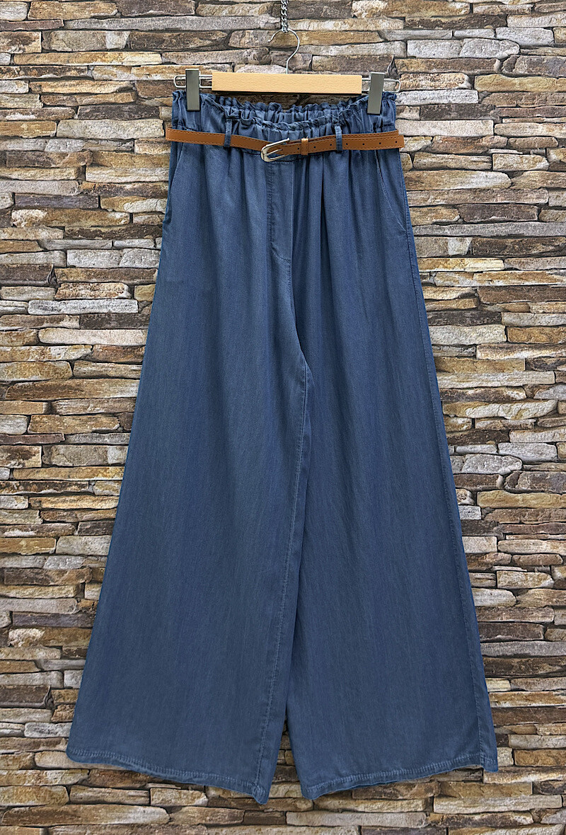Grossista Elle Style - Pantaloni palazzo EVA, molto fluidi in denim con tasche frontali e vita elastica in MATERIALE LYOCELL con cintura