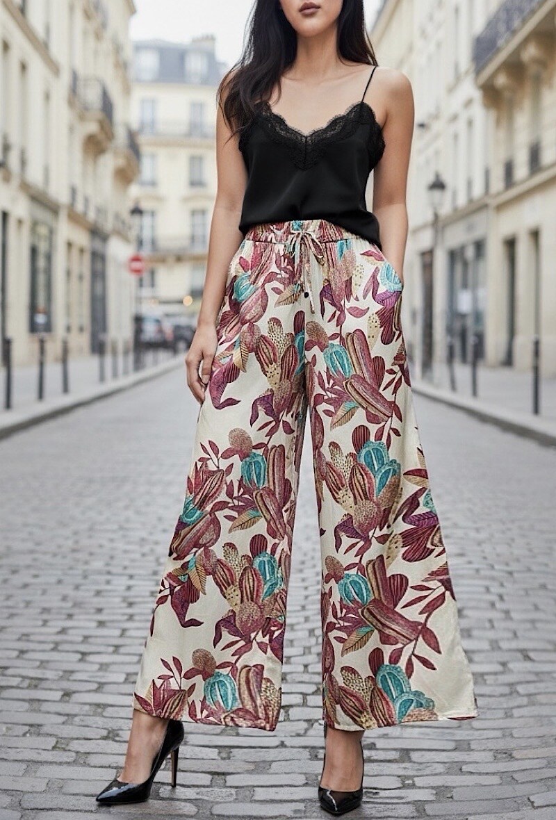Grossista Elle Style - Pantaloni KATY stampati in viscosa satinata effetto seta con tasche, fluidi
