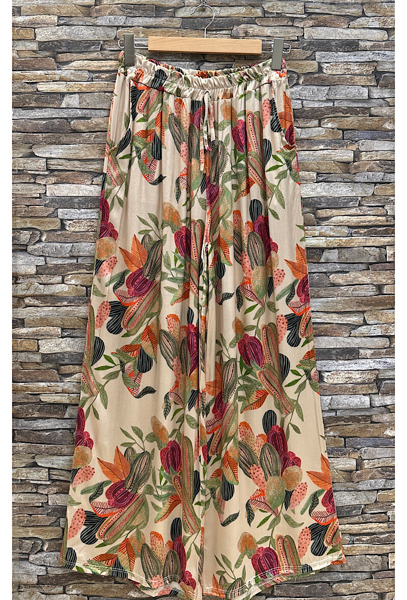 Wholesaler Elle Style - KATY pants printed in silk-effect satin viscose with pockets, fluid