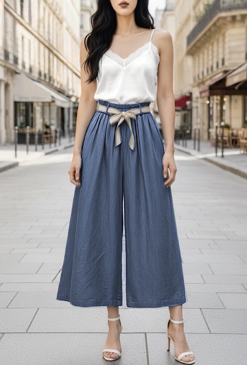 Grossista Elle Style - Pantaloni palazzo AVAT molto fluidi in denim, elastico in vita in MATERIALE LYOCELL con cintura.