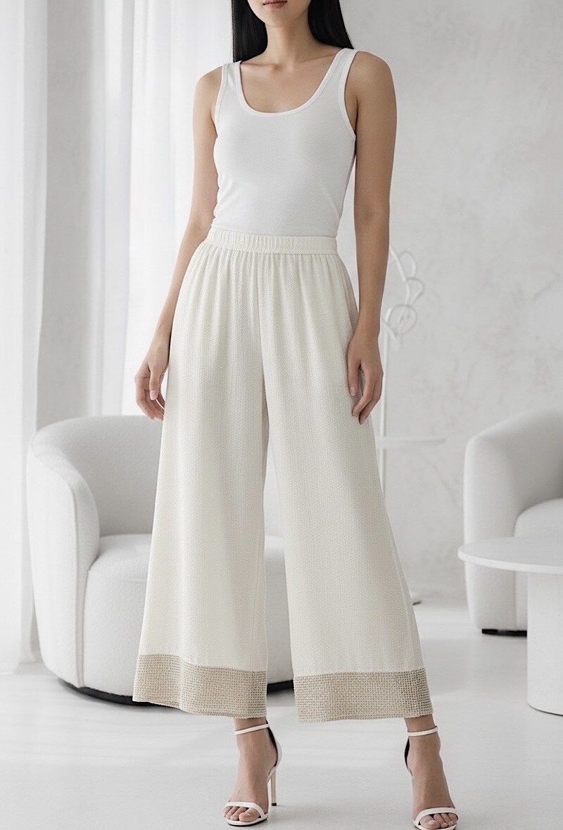 Mayorista Elle Style - Pantalón LUCIE de viscosa elástica en la cintura con detalles de crochet bohemio. Chic y a la moda.