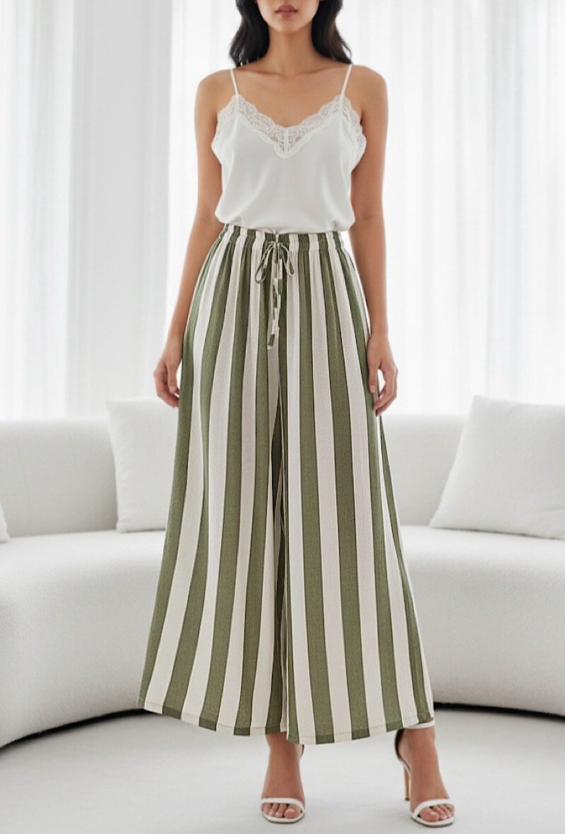 Großhändler Elle Style - YUNA gestreifte Hose, sehr fließend und weit aus Viskose, mit elastischem Bund. Schick und modisch.