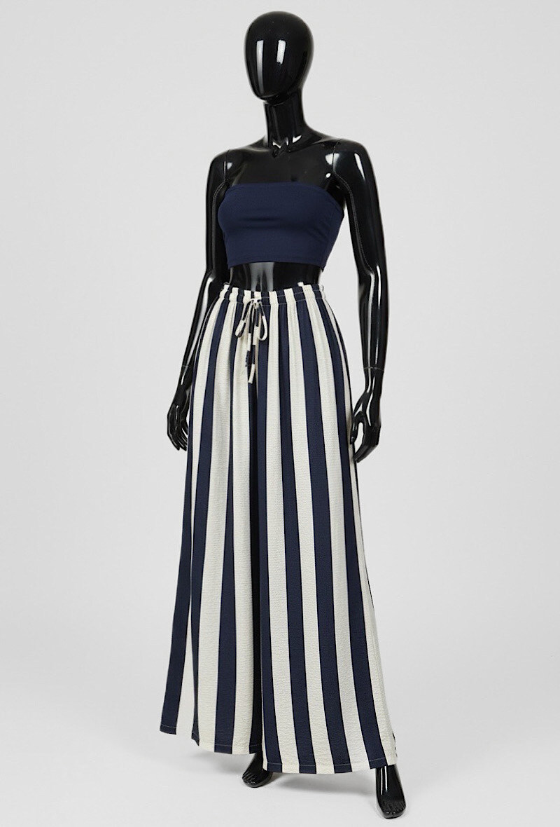 Grossiste Elle Style - Pantalon YUNA à rayure très fluide et large en viscose, élastique à la taille. Chic et tendance.