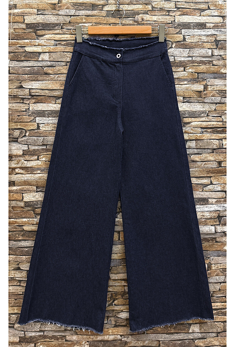 Grossista Elle Style - Pantaloni JINNA effetto jeans, stile palazzo ampio con bottone, zip frontale e tasche