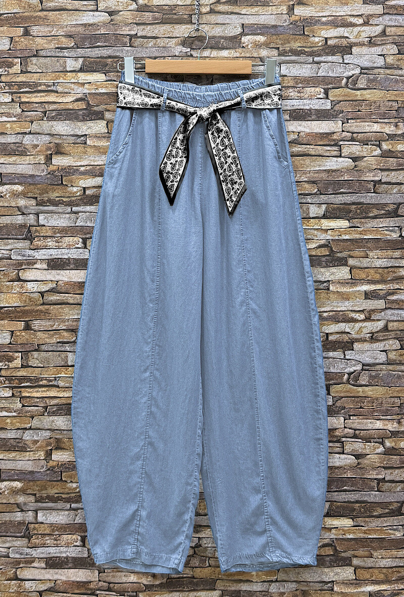 Mayorista Elle Style - Pantalón EWY muy fluido en denim de MATERIAL LYOCELL con cinturón de pañuelo y bolsillos delanteros