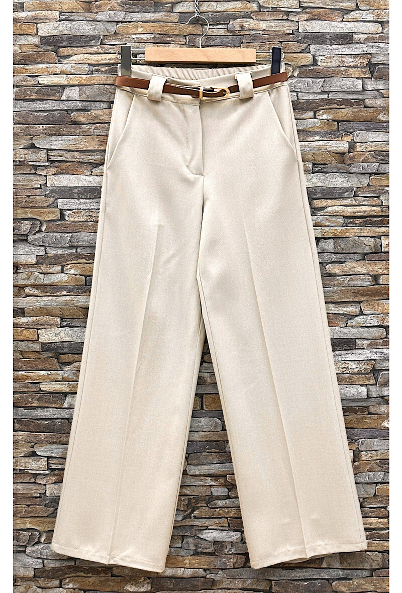 Grossiste Elle Style - Pantalon RUBIS classique large. Chic et tendance avec ceinture et poches avants