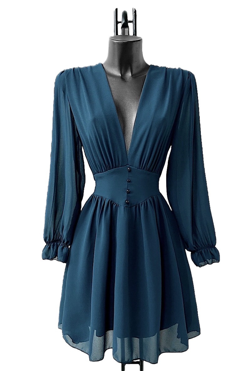 Wholesaler Elle Style - JULIETTE plain dress. casual. with long sleeves. buttons and viscose lining.