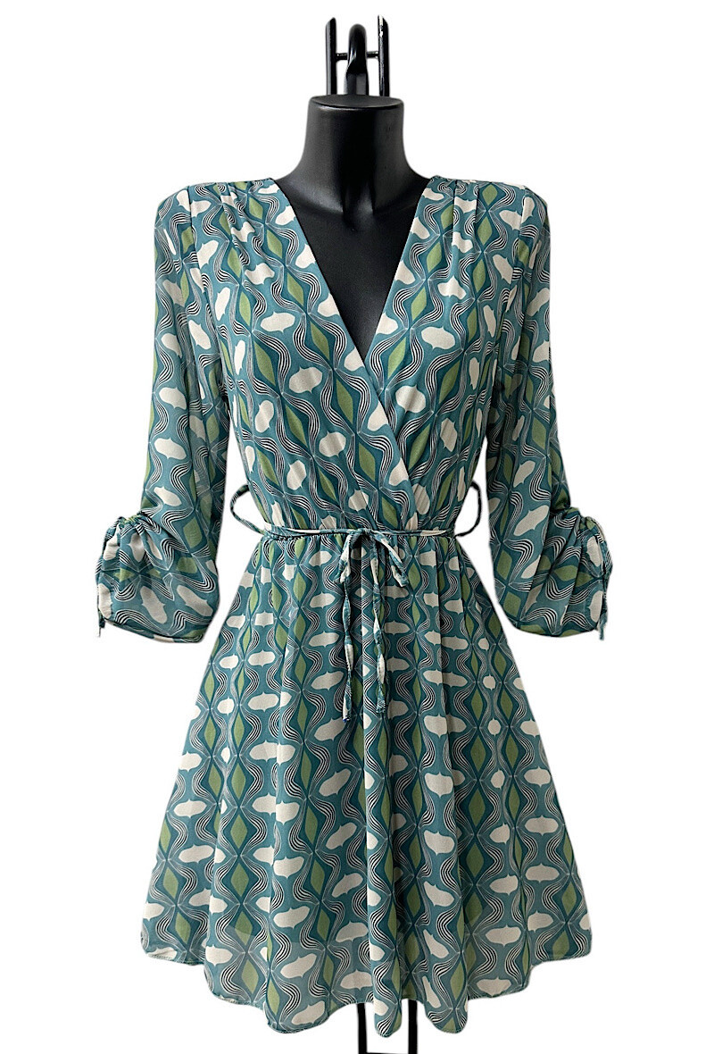 Grossiste Elle Style - Robe DIANE croisé à manches longues,avec doublure.