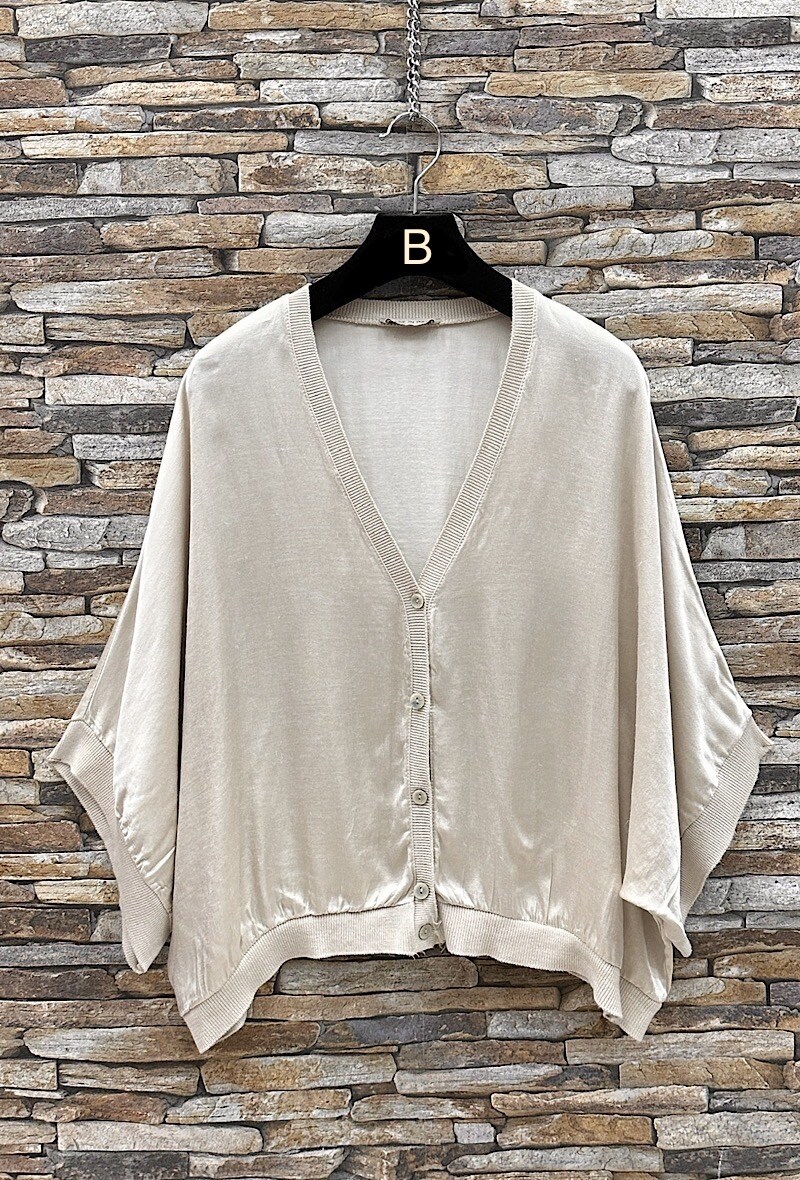 Grossista Elle Style - Gilet GILETTE in viscosa satinata effetto seta, fluido e romantico