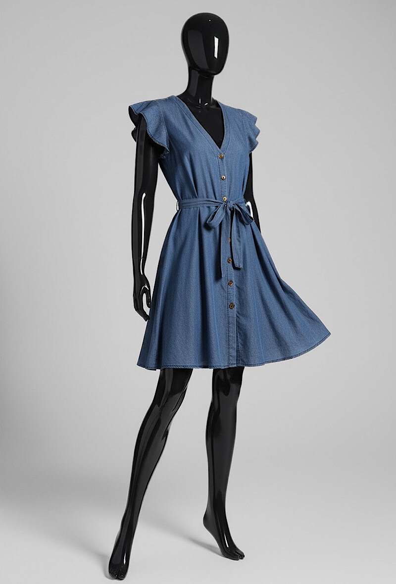 Mayorista Elle Style - Vestido ALIYA muy fluido en denim de MATERIAL LYOCELL con botones delanteros chic y a la moda.