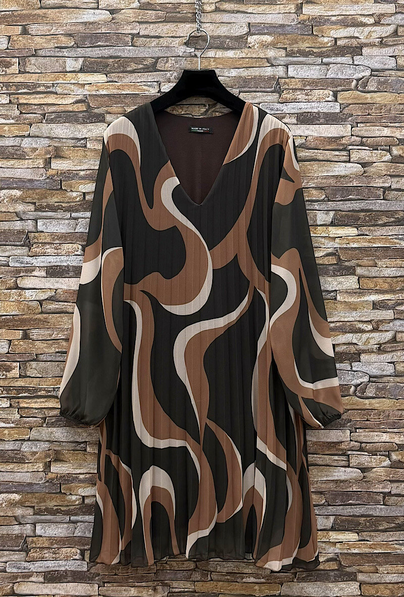 Wholesaler Elle Style - SANIA pleated dress, very fluid printed with viscose lining