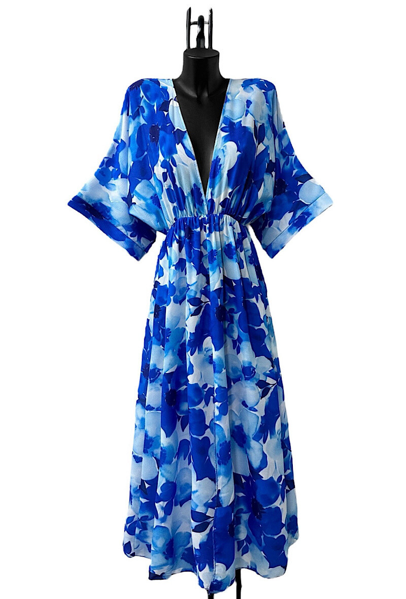 Wholesaler Elle Style - MARIA dress, fluid, chic and romantic with front slit.
