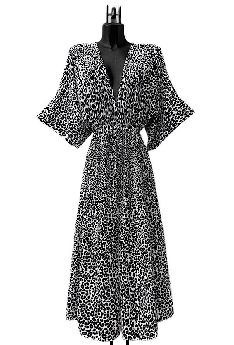 Grossista Elle Style - Abito fluente, elegante e romantico MARIA con spacco davanti.