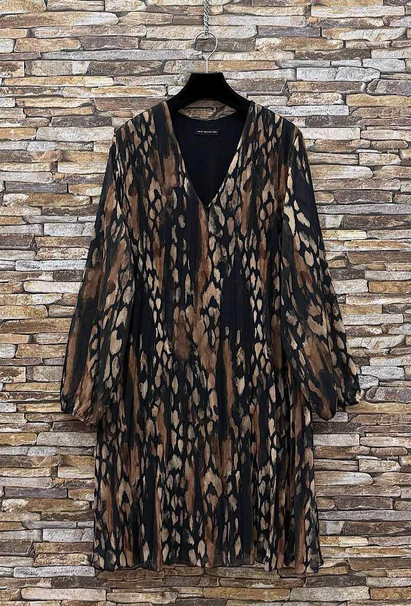 Grossiste Elle Style - Robe SANIA plissée, imprimée très fluide avec doublure viscose