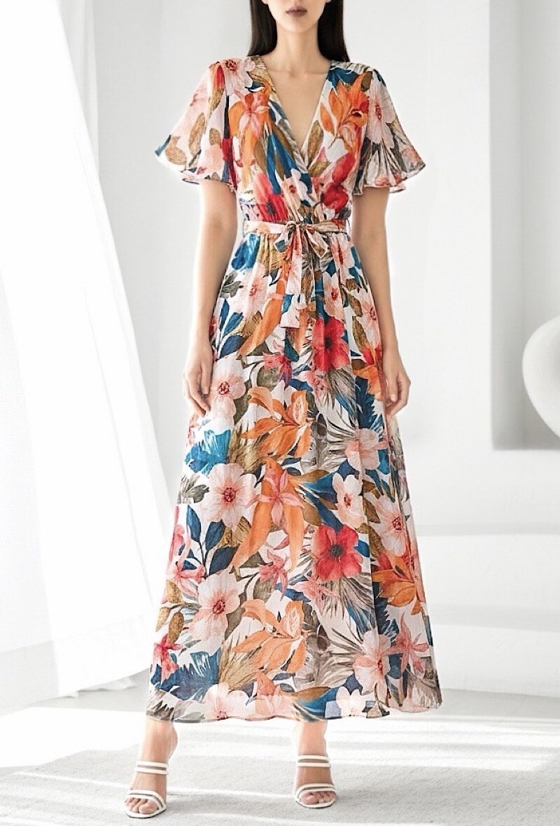 Grossista Elle Style - Abito lungo incrociato CHLOE, stampato con fodera e maniche fluide, chic e alla moda