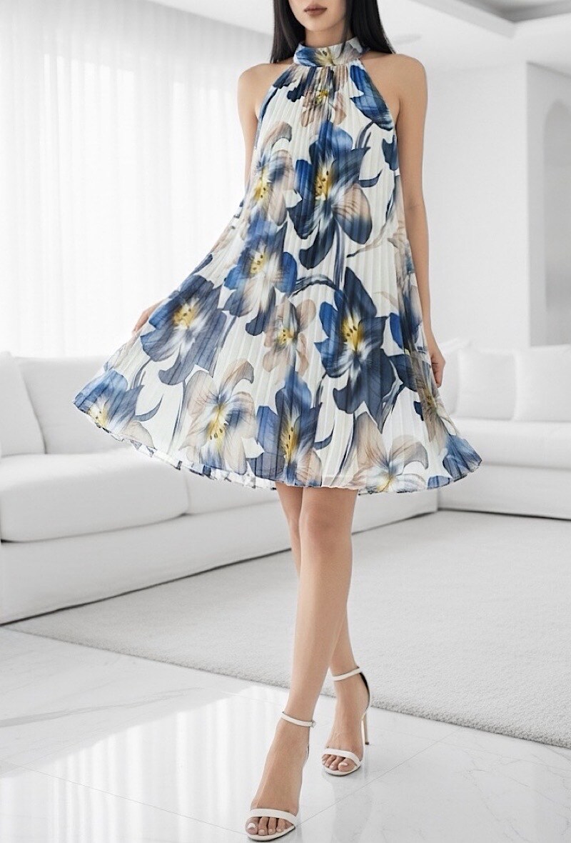 Grossista Elle Style - Abito SELENA plissettato, stampa romantica, con fodera in viscosa chic e alla moda