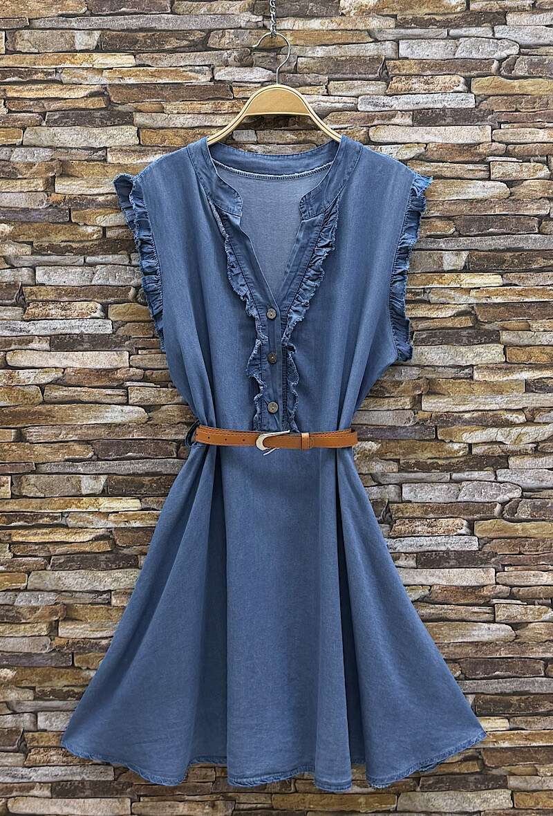 Grossista Elle Style - Abito GIANY molto fluido in denim in TESSUTO LYOCELL con cintura e bottoni, con dettagli arricciati molto chic e di tendenza
