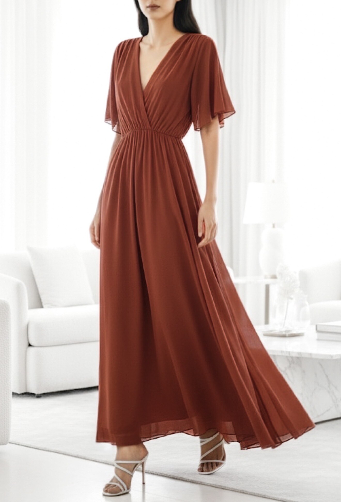 Mayorista Elle Style - Vestido ROSY romántico, muy fluido, moderno y elegante con forro de viscosa