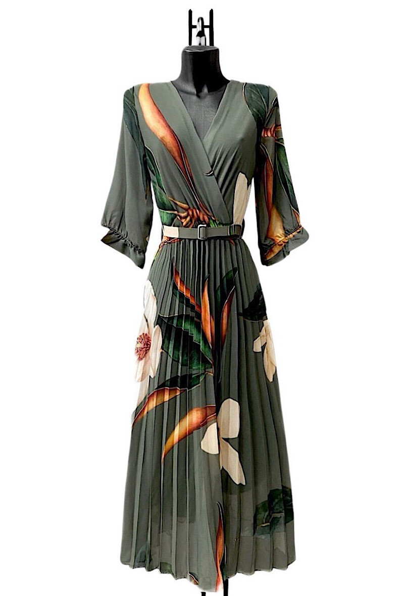 Wholesaler Elle Style - LISA pleated dress with handmade belt
