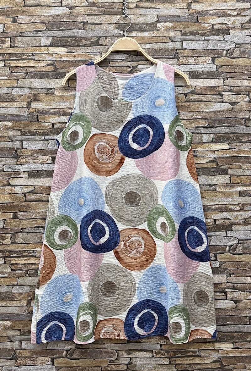 Großhändler Elle Style - GABRIELLA Kleid aus fließender Viskose mit Print. BOHEMIAN CHIC und IM TREND.