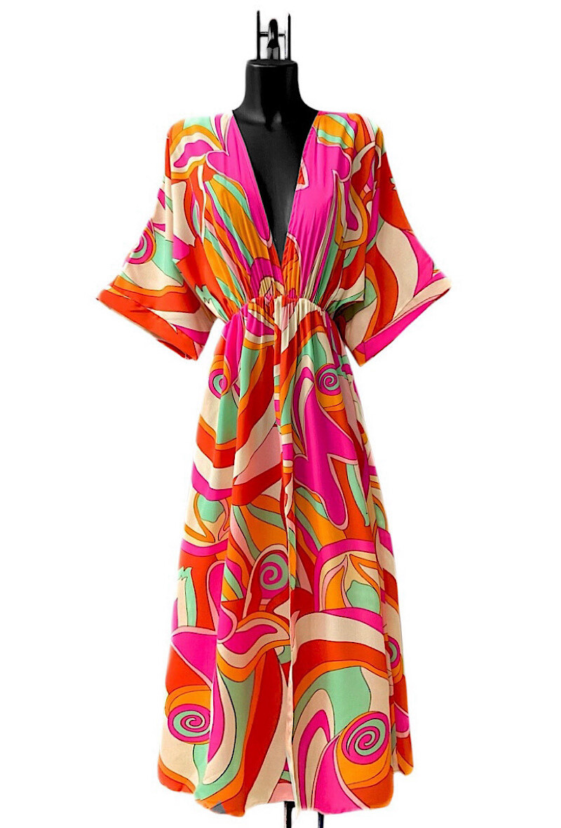 Mayorista Elle Style - Vestido MARIA, fluido, chic y romántico con abertura delantera.