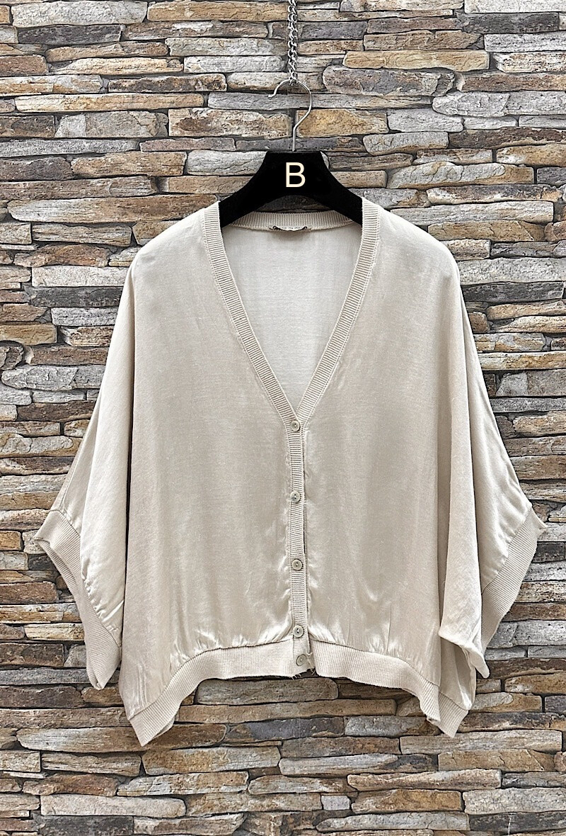Grossiste Elle Style - Gilet GILETTE en viscose satinée effet soie, fluide et romantique