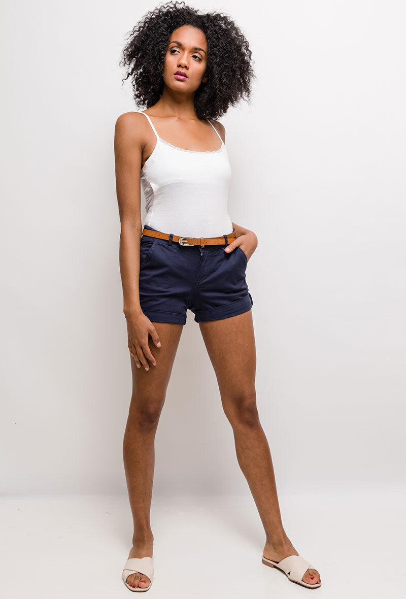 Großhändler Elle Style - TIAGO-Shorts im Chino-Stil aus Baumwolle mit Gürtel und Vordertaschen