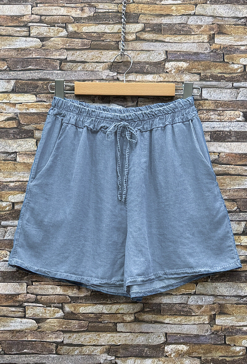 Mayorista Elle Style - Shorts MARNI de mezclilla con ajuste fluido y bolsillos frontales. Cintura elástica de MATERIAL LYOCELL