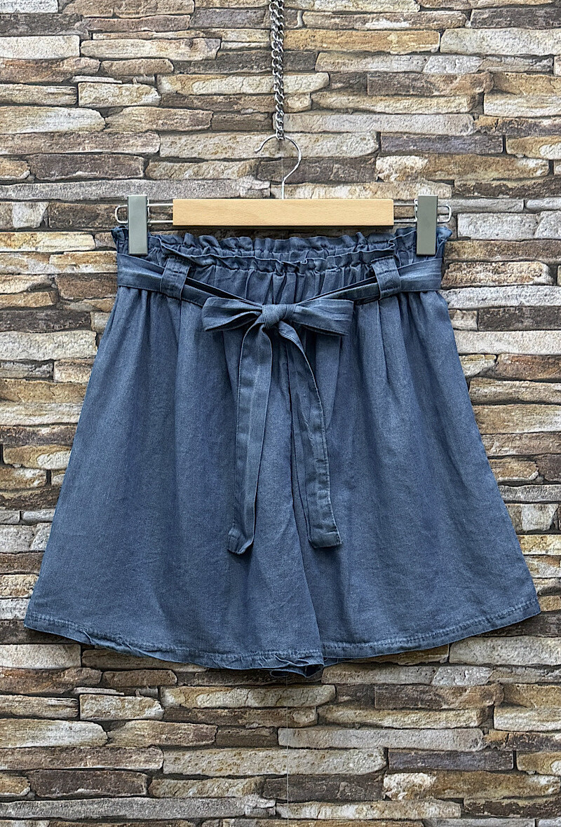 Grossista Elle Style - Short MANON molto fluido in denim con cintura a nodo. Elastico in vita in MATERIALE LYOCELL