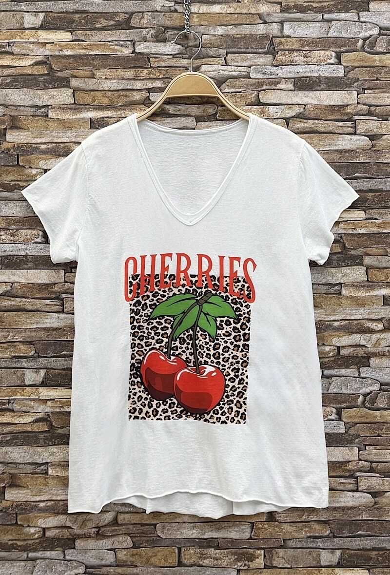 Grossista Elle Style - T-shirt CLARA in cotone morbido con stampa, casual e chic con scollo a V.