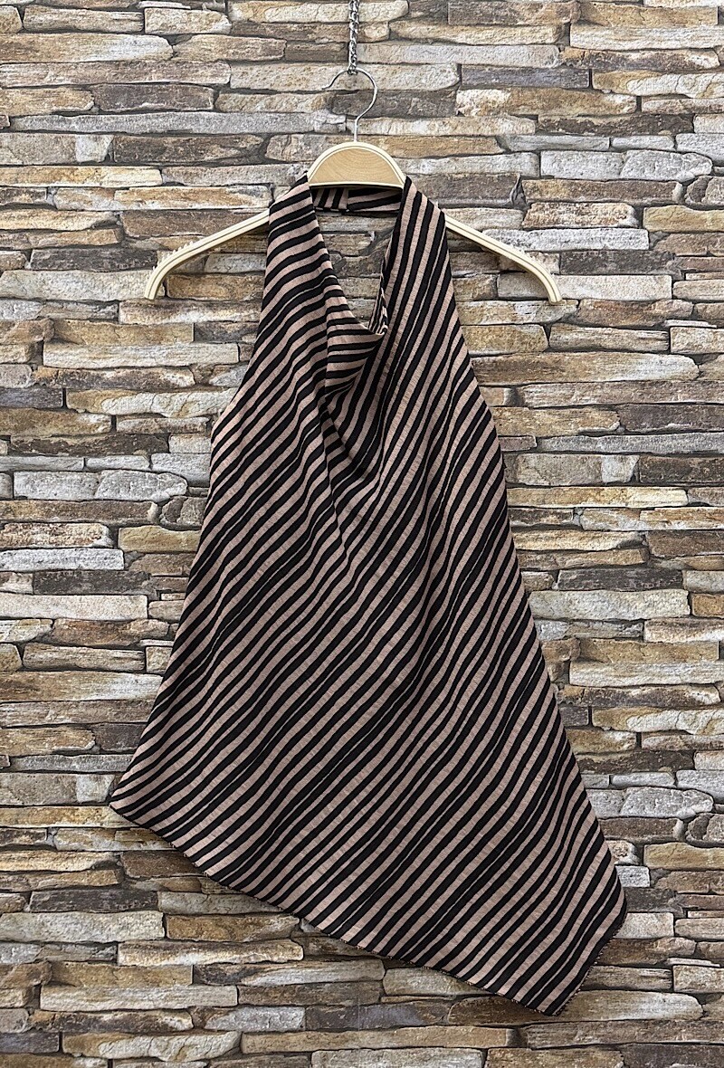 Großhändler Elle Style - DONNA-Top aus fließender Viskose mit Print und elastischem Rücken. BOHEMISCH CHIC und IM TREND.