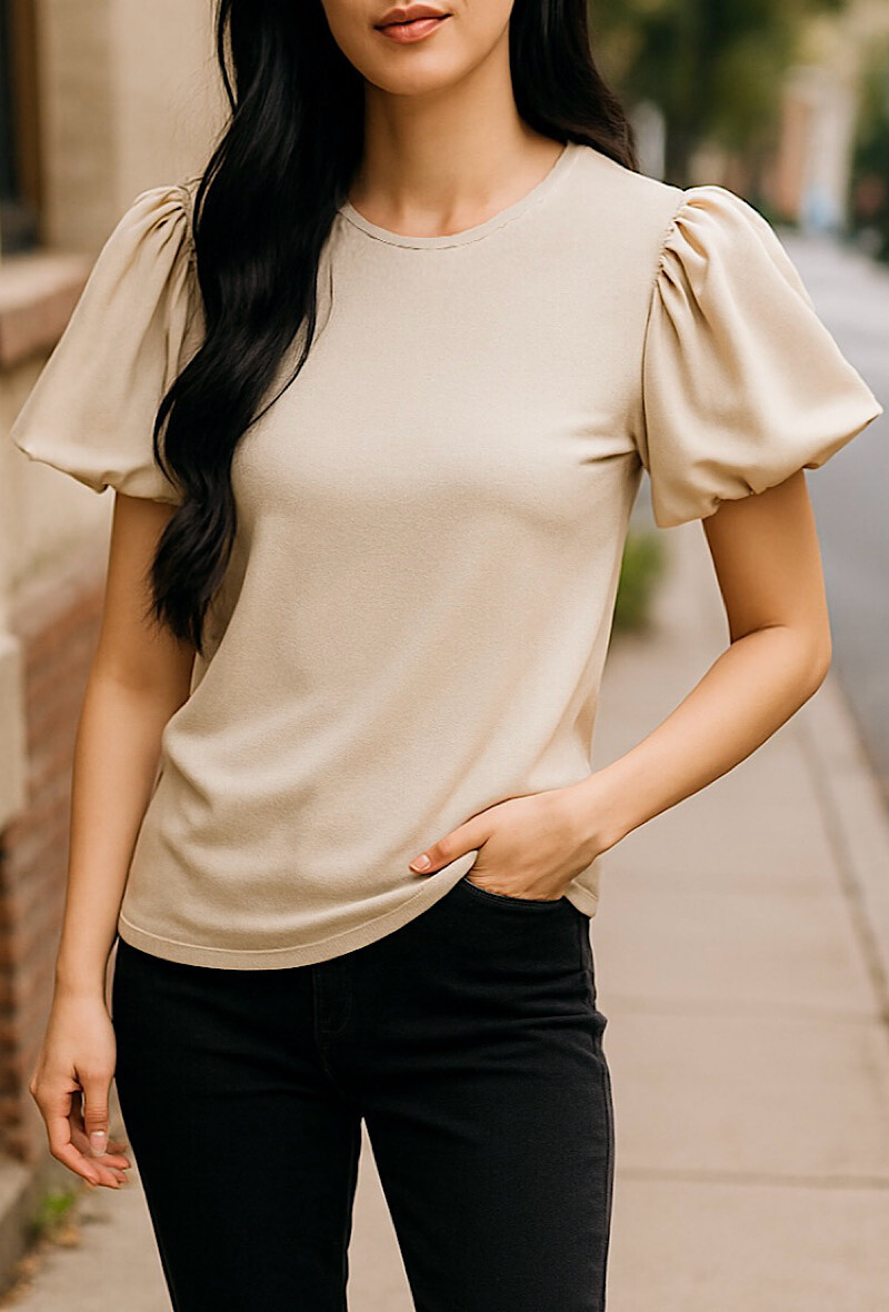 Wholesaler Elle Style - AYA top with very chic and romantic satin sleeve