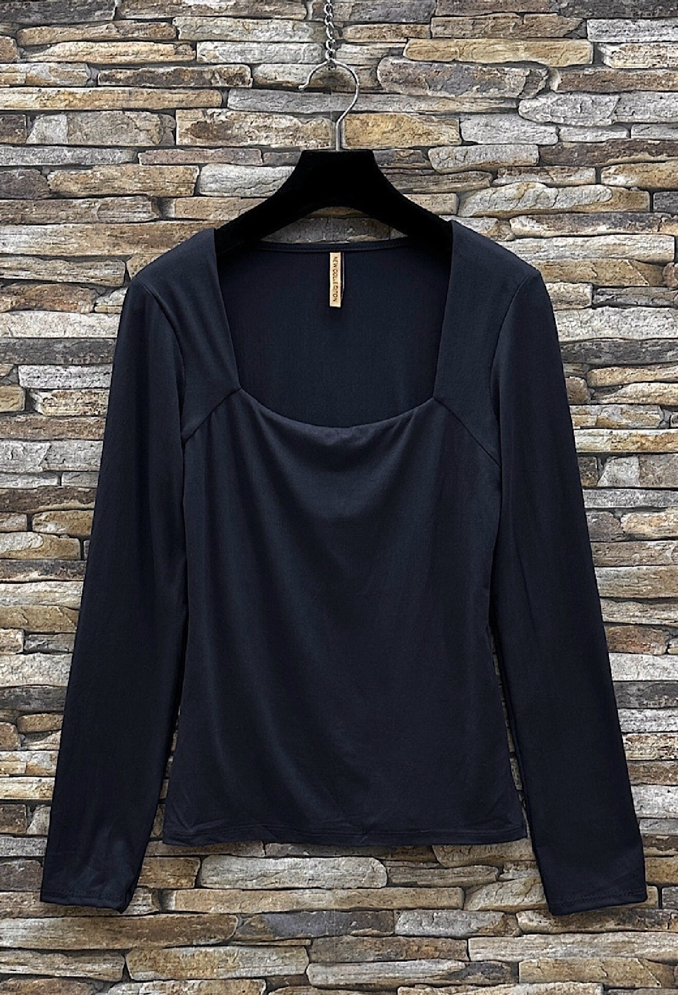 Wholesaler Elle Style - GLARRA Top, square neckline, soft fabrics